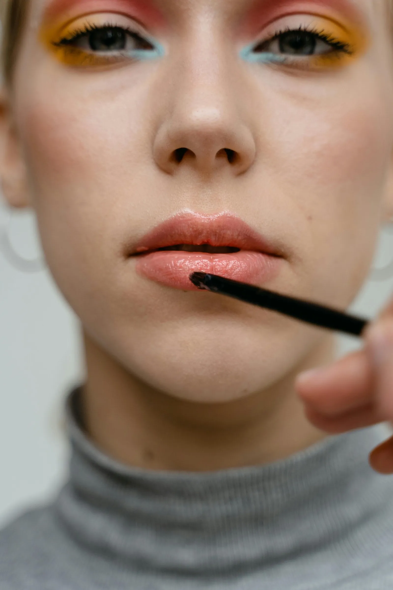 Bright eyeshadow